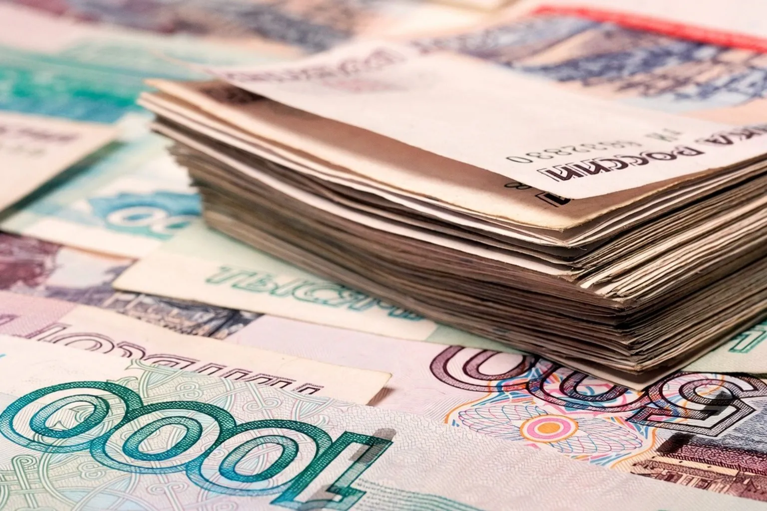 Минцифры обсуждает налоговые льготы до 20 млрд рублей для создателей ИИ-моделей